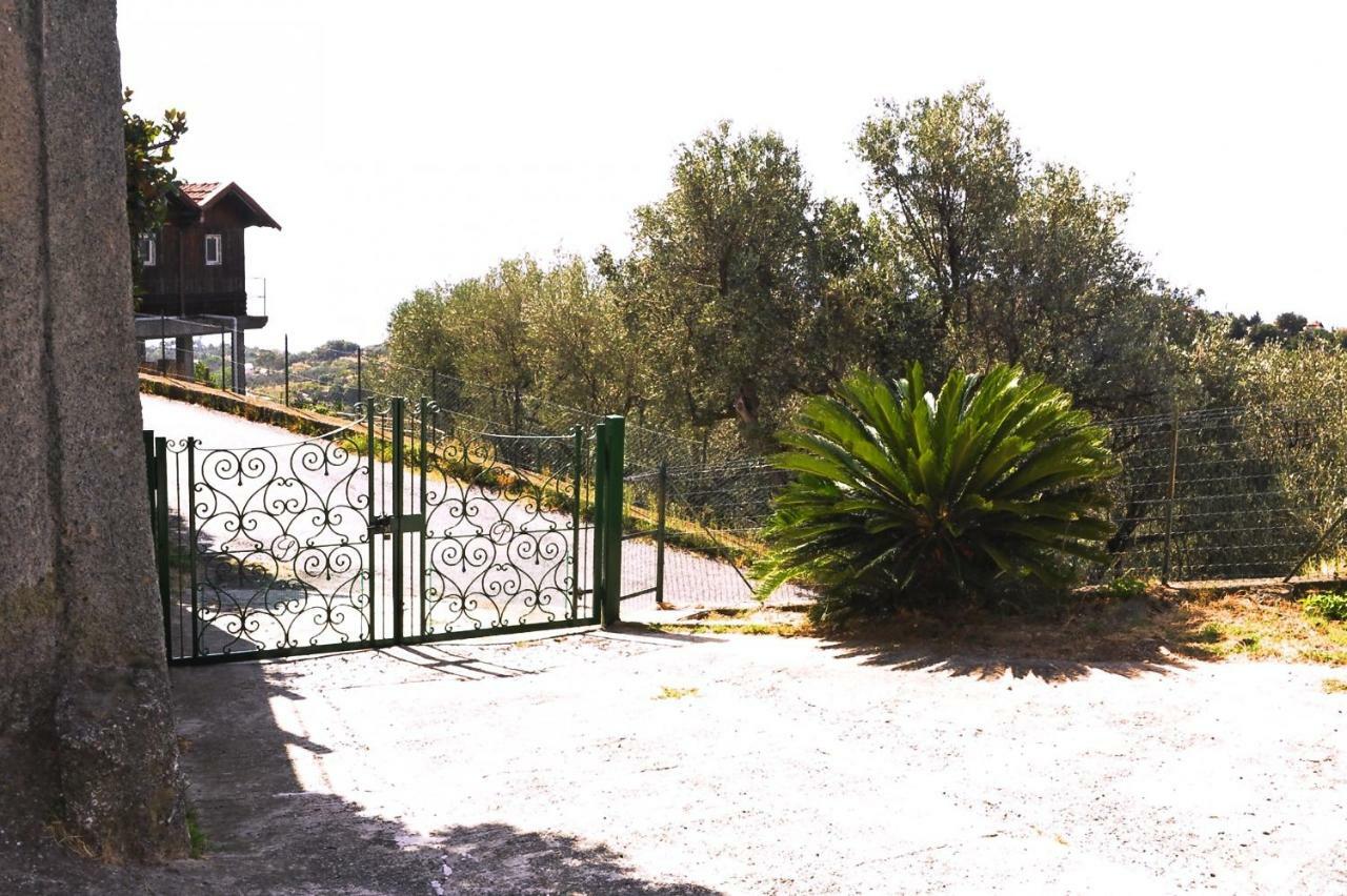 Casa Di Erika Lägenhet Varazze Exteriör bild