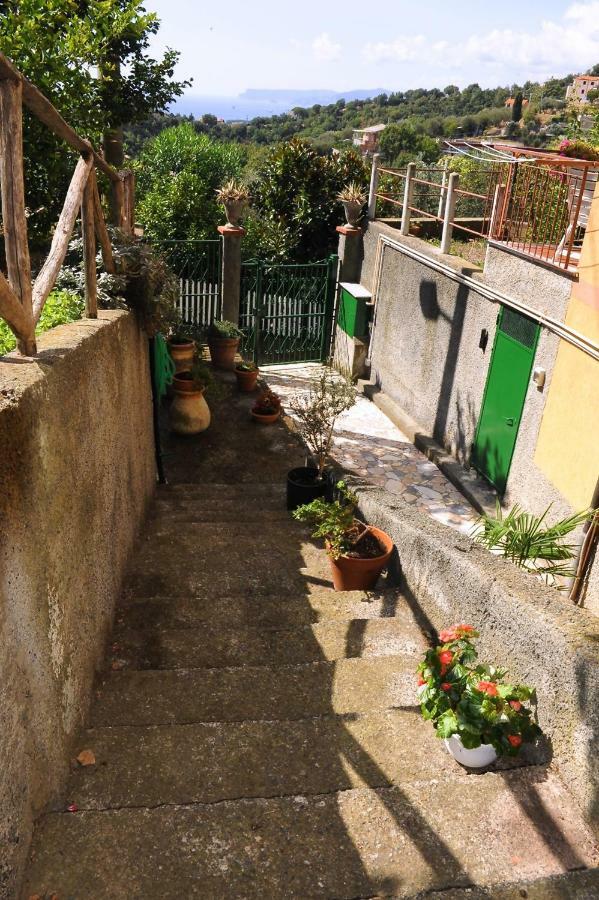 Casa Di Erika Lägenhet Varazze Exteriör bild